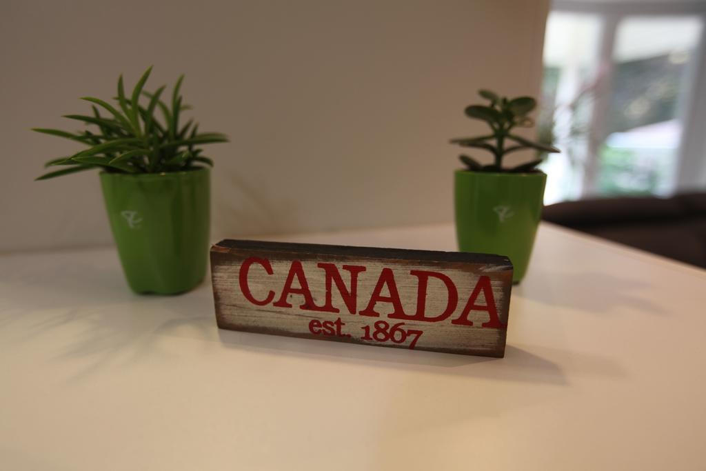 多伦多邓肯公园民宿 Toronto Duncan Park Guesthouse Zewnętrze zdjęcie