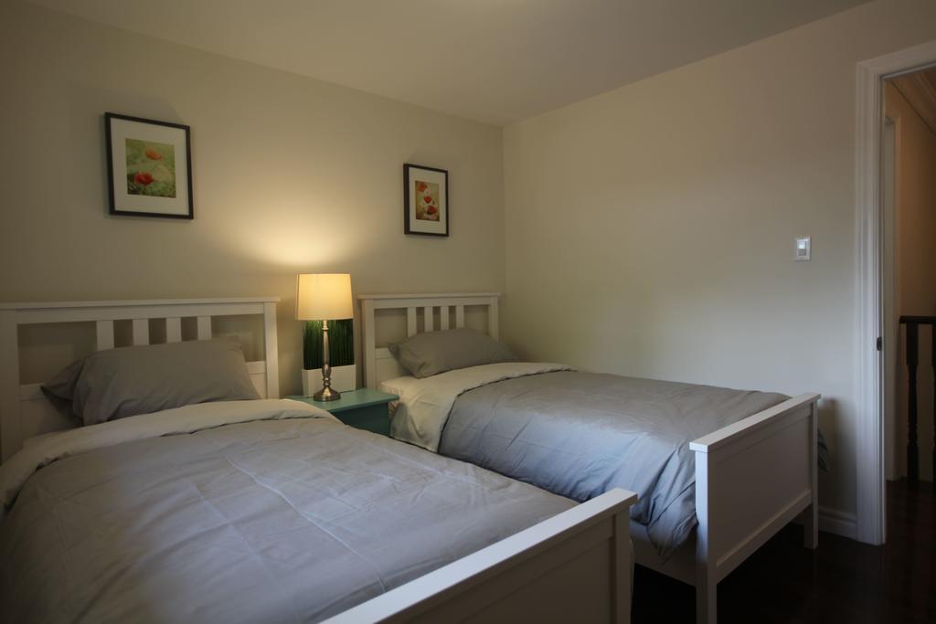 多伦多邓肯公园民宿 Toronto Duncan Park Guesthouse Zewnętrze zdjęcie