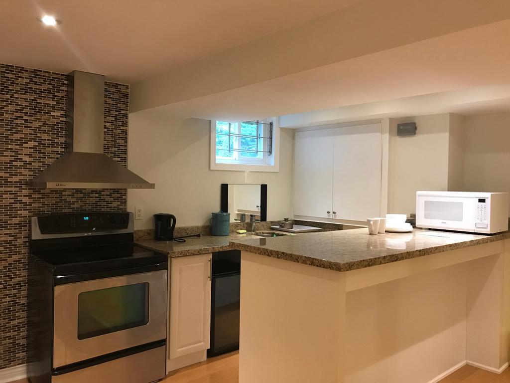 多伦多邓肯公园民宿 Toronto Duncan Park Guesthouse Zewnętrze zdjęcie